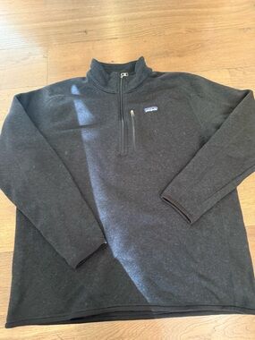 Patagonia Black Half-Zip Fleece Pullover